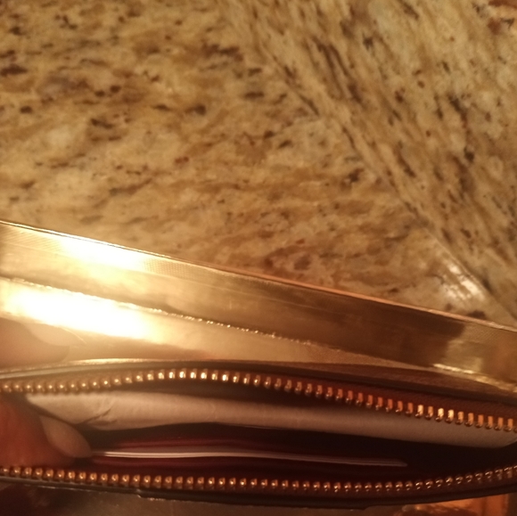 Coach Wallet! - Picture 3 of 4